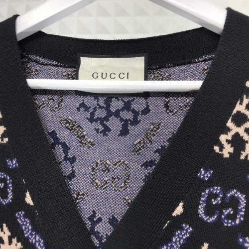 G*u*i-coats-6
