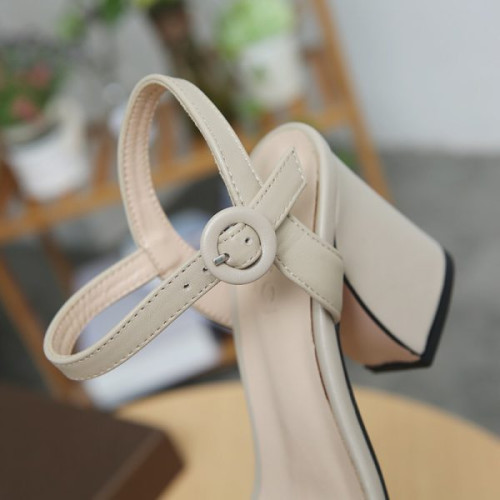 G*u*i-sandal-29