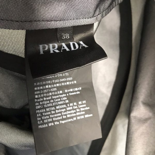 Pra*a-jacket